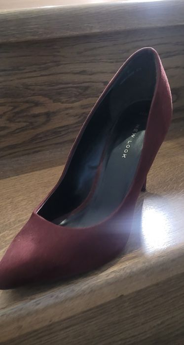 Szpilki zamszowe 39 new look