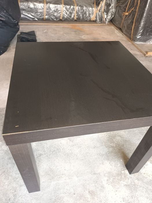 Mesa de apoio, pret-cast 55x55cm - IKEA 
Mesa de apoio, pret-cast, 55x