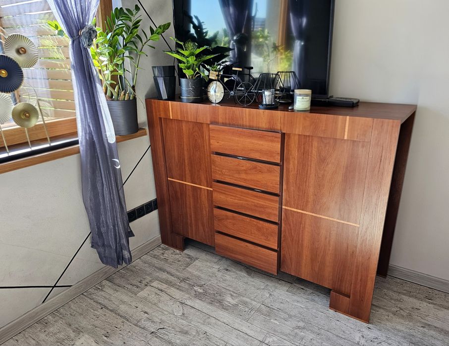 Solidna komoda z BRW