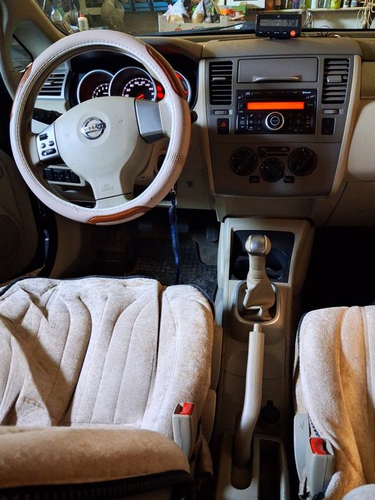 Nissan Tiida 1,6, 110km, benzyna, manual