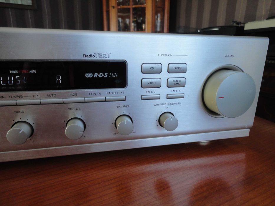 Amplituner Denon DRA-585rd