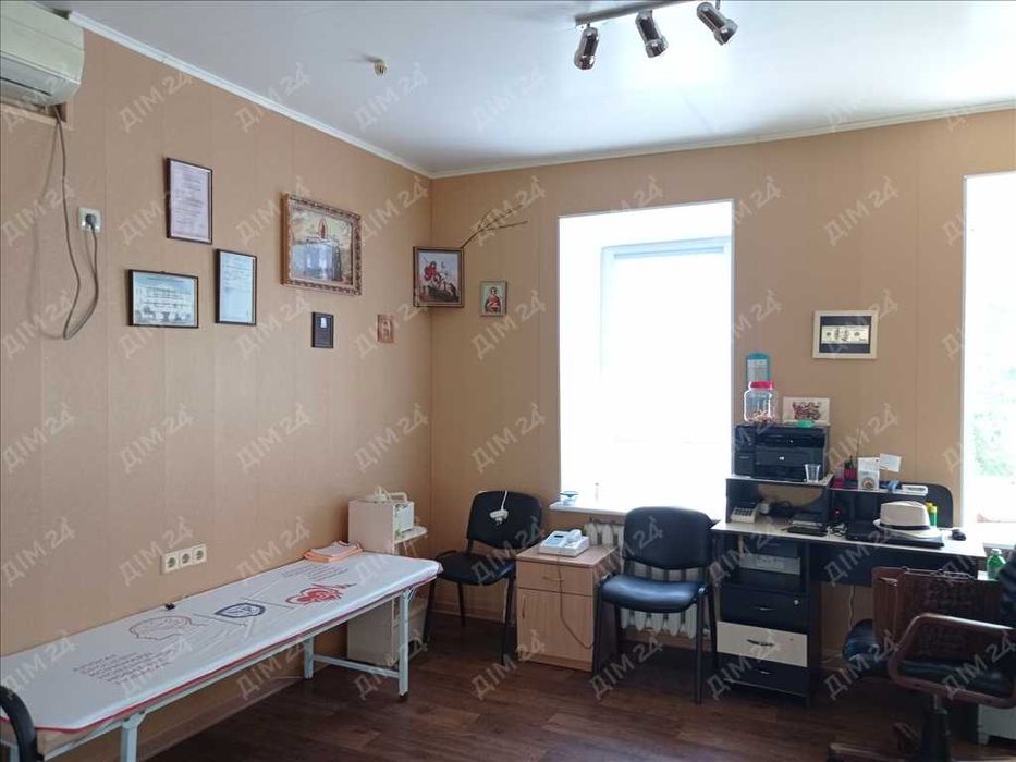 Комерційна нерухомість неподалік готелю "ПАЛАЦЦО"