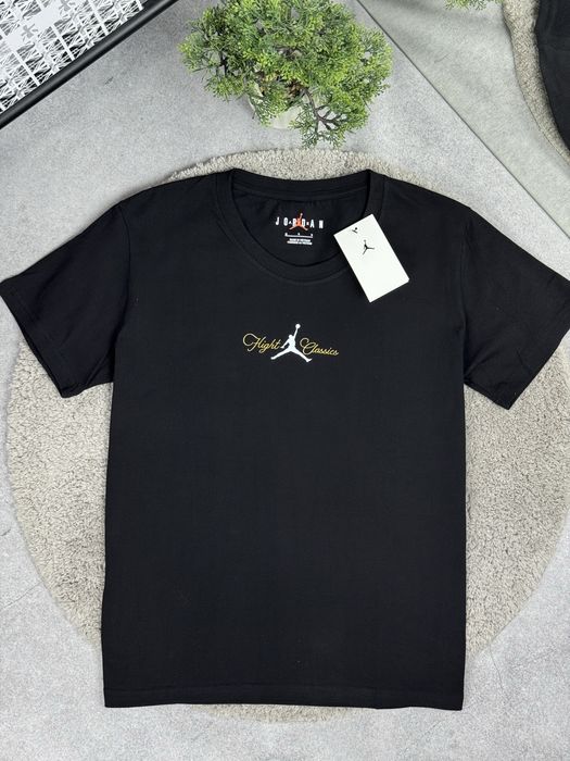 ВААУУ‼️Футболки Air Jordan із нових колекцій , з принтом на спині