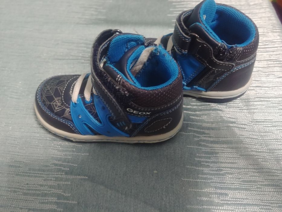 GEOX respira świecące buty r 20