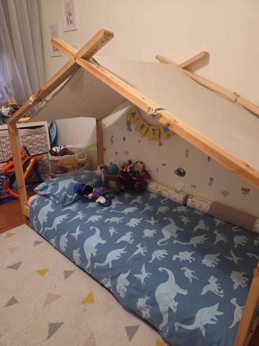 Vendo cama Montessori - Homa. Como nova, não faço entrega. COLCHÃO NÃO INCLUSO.