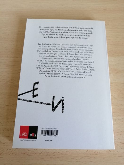 Livro A Cidade e as Serras