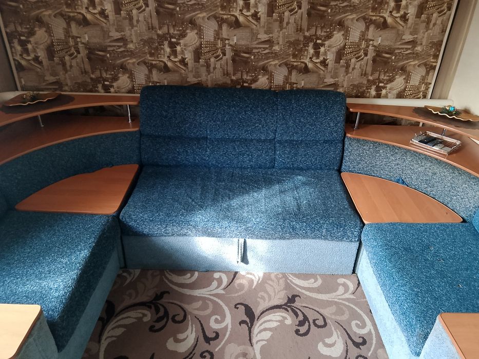 Великий розкладний П-образний диван