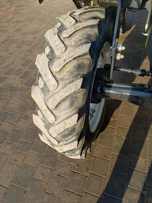 Opona Alliance11.2R24 (280/85R24)