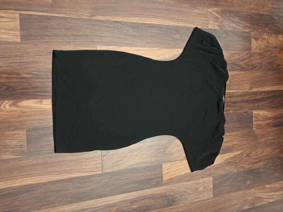 Śliczna sukienka L czarna z połyskiem brokatowym