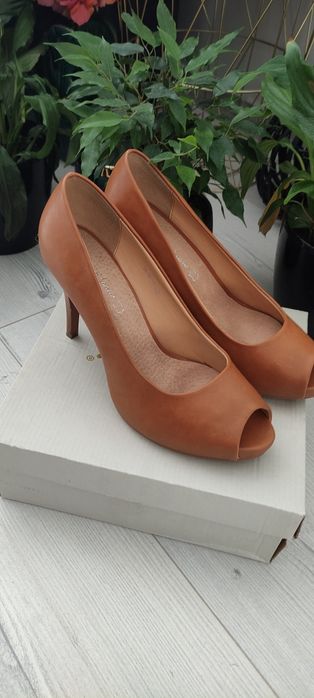 Karmelowe/rude szpilki bez palców rozmiar 40