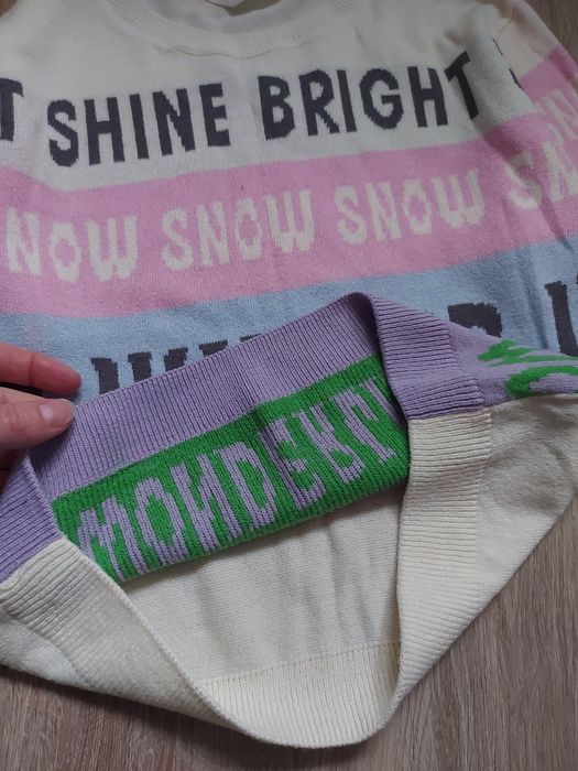 Новорічний светрик фірмовий підлітковий!! 10-12 років..