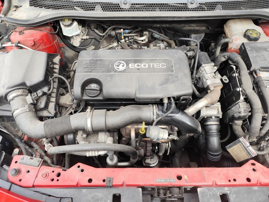 Opel Astra J 1.7 CDTI 110KM silnik, jeszcze w aucie