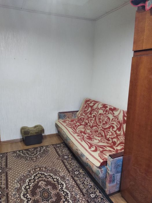 продам  комнату в общежитии .