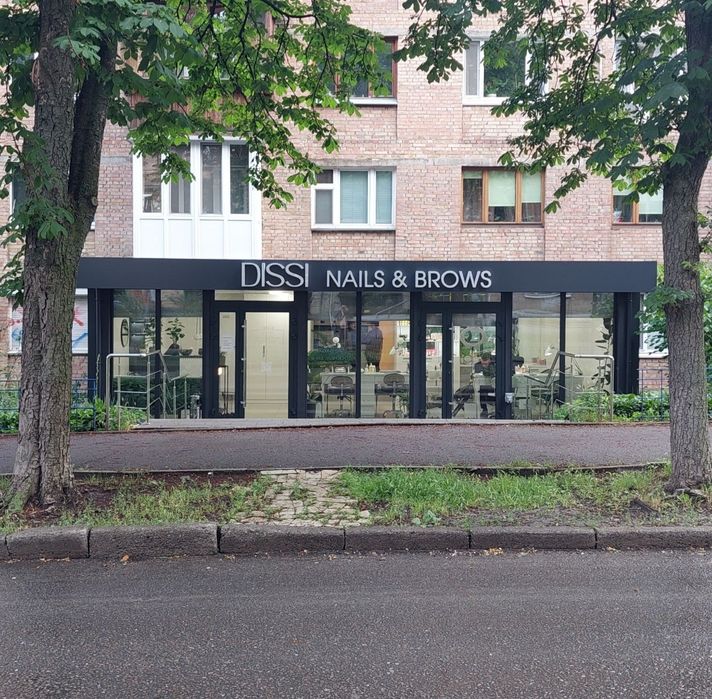 Аренда коммерческого фасадного помещения 54 м²ул.Неманская 2  Печерск!