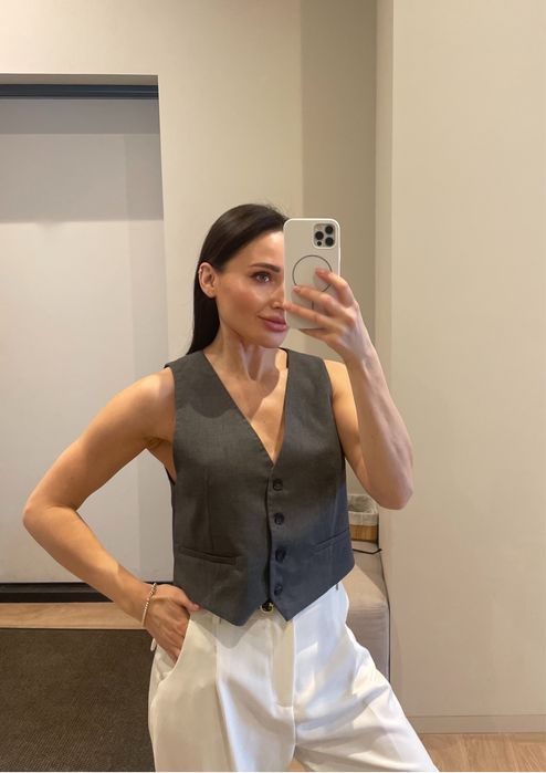 Стильна жилетка від Zara S