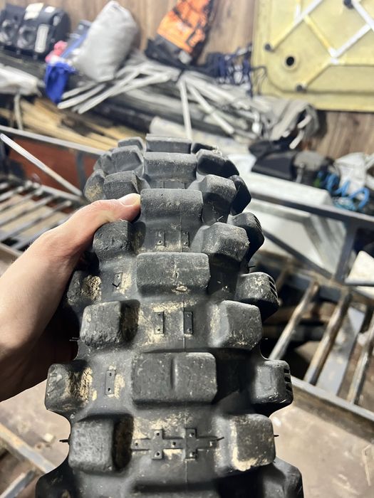 Продам мото гуму, резина скати, покришки, колеса є р18 р19 та р21