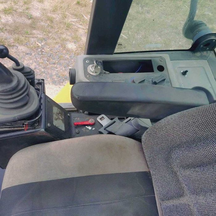 Навантажувач KRAMER ALLRAD 320