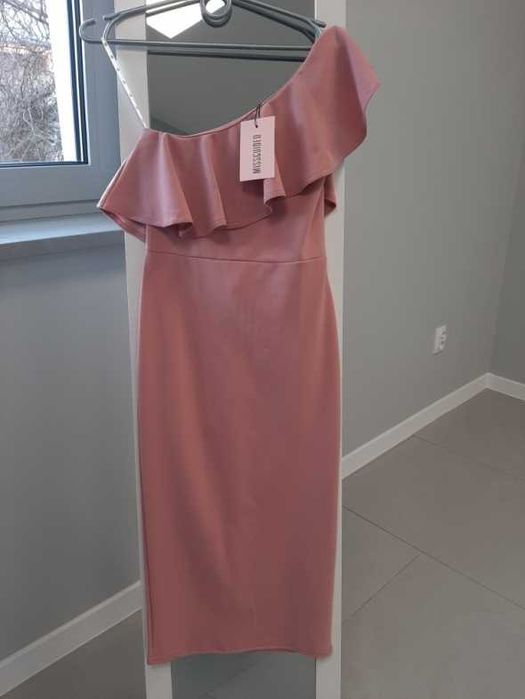 Nowa Sukienka Missguided rozowa na jedno ramię ołówkowa rozm 38