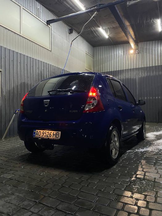 Продам Dacia Sandero 2009 року.