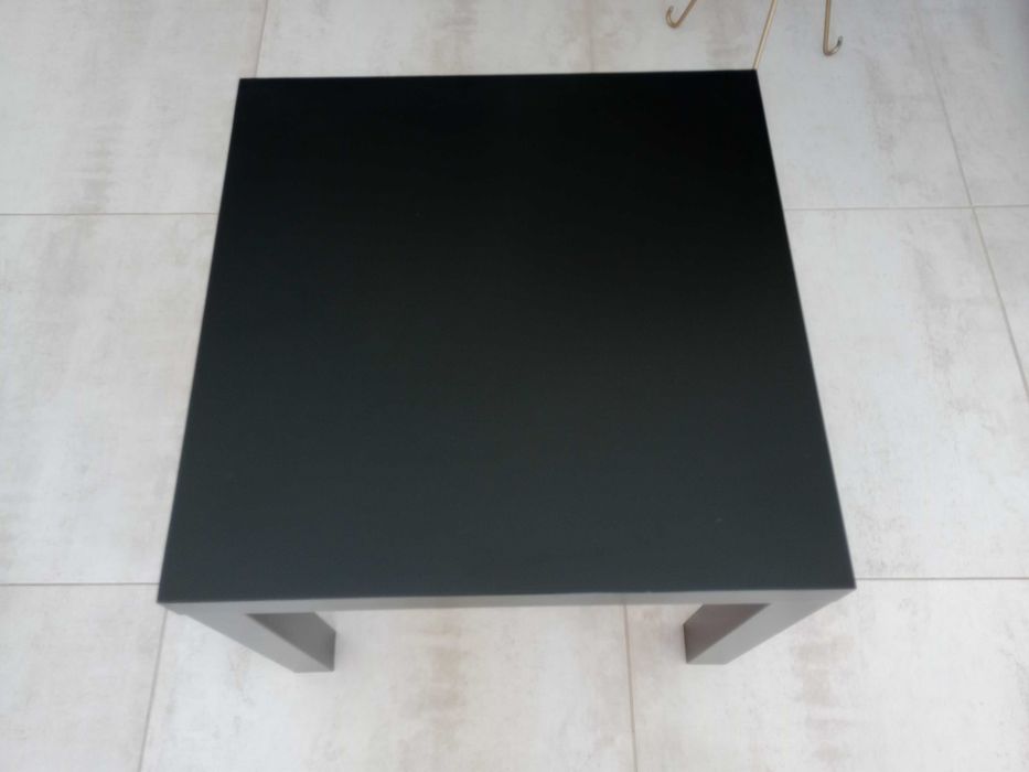 Duas mesas de centro