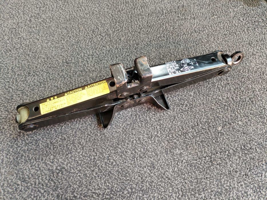 Домкрат Toyota оригінал