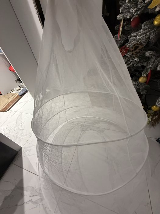 Продам підюбнік під плаття