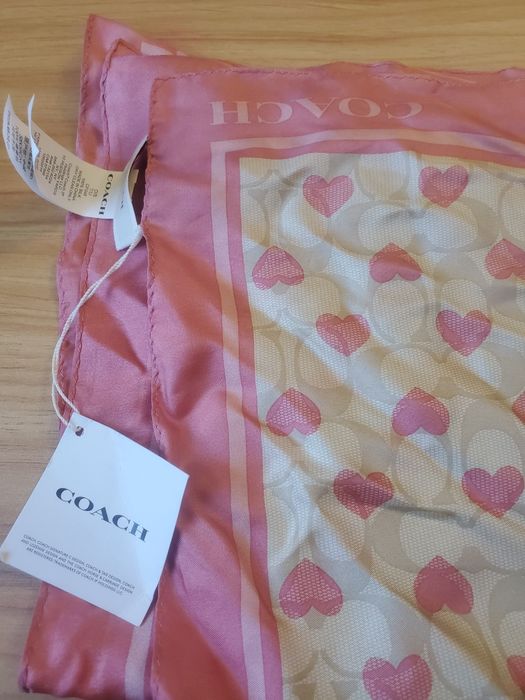 Хустинка платок coach Signature Heart Print Silk