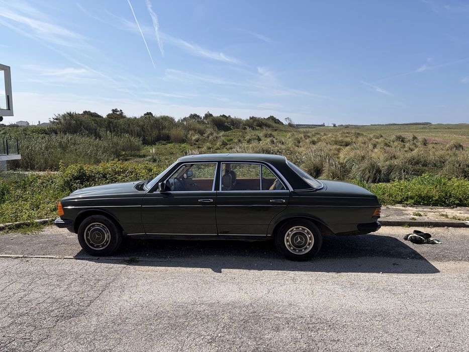 Mercedes w123 200D