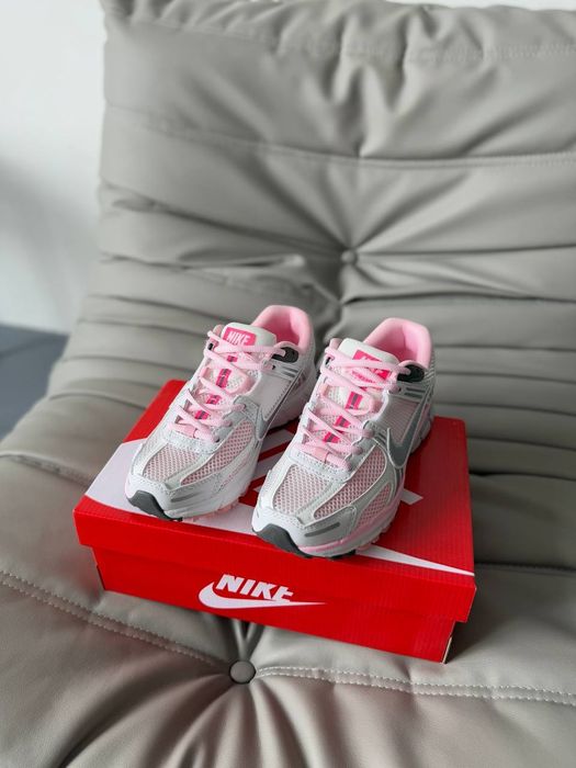 Nike Zoom Vomero 5 Pink