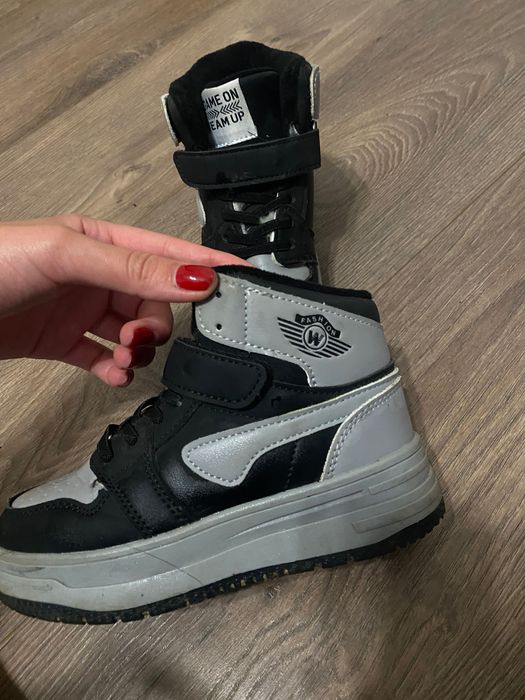 Дитячі зимові кросівки на хлопчика(30 р)