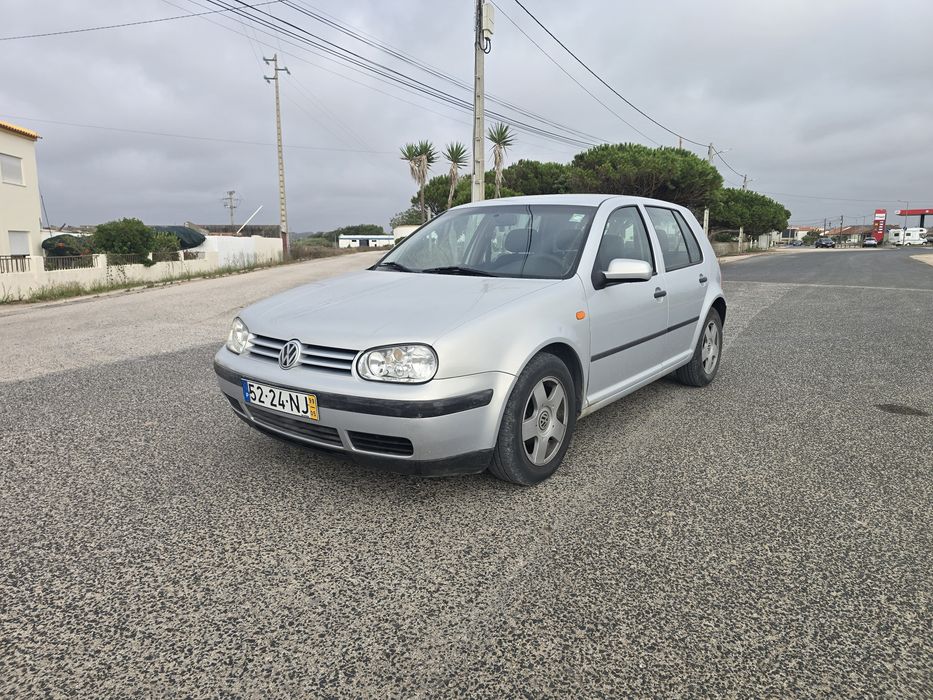 Volkswagen Golf 1.4i