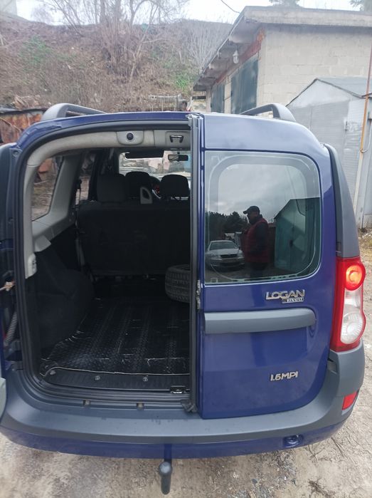 Дачия Логан универсал 2007г