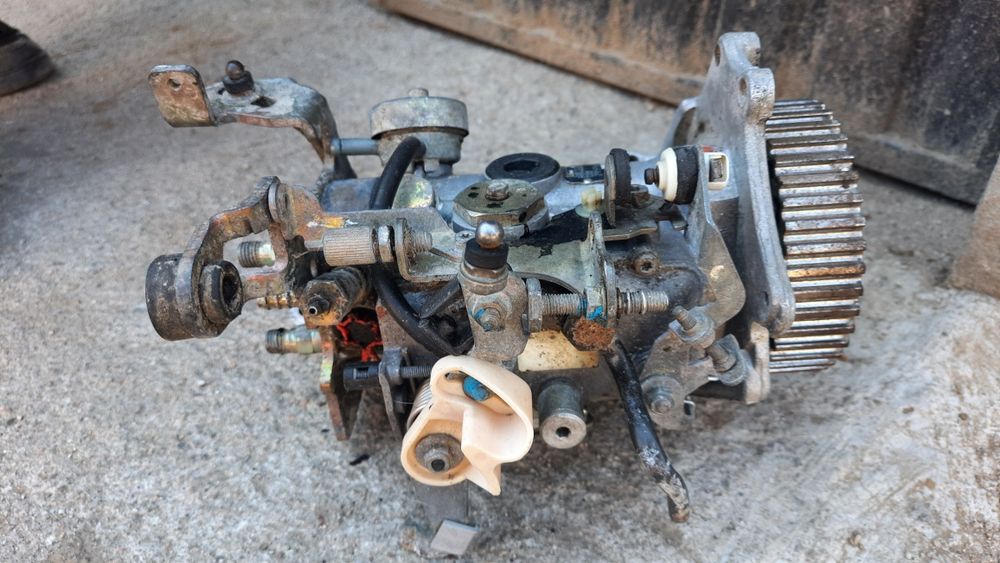 Bomba injetora Lucas