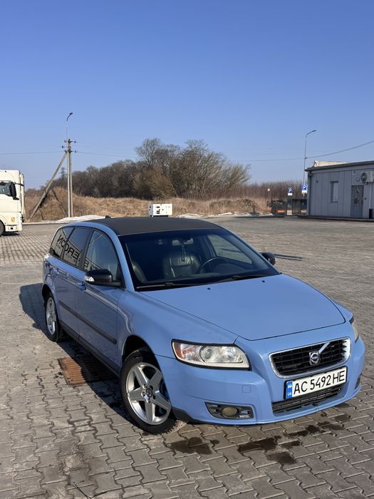 Вольво Volvo v50 2.0d 2008