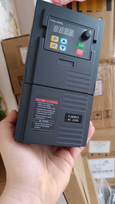 Частотный преобразователь частоты частотник 4 кВт 3/220В suswe 320