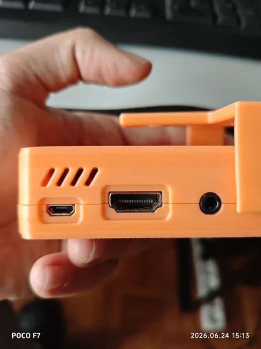 Raspberry pi 3b+ +Caixa + dissipadores