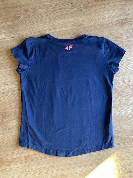 T-shirt dziewczęcy 4F rozm. 140