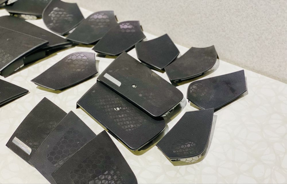 Сітка колонки в карту Audi A6 C6 сєтка дверних карт Bose Ауді А6 С6