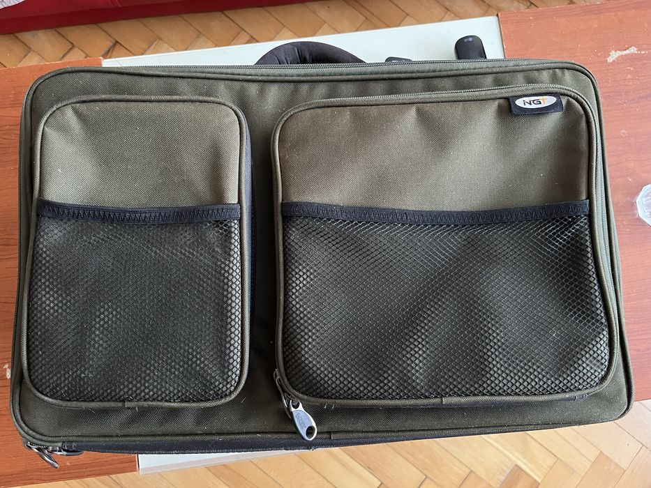 Organizer wędkarski ze stolikiem NGT