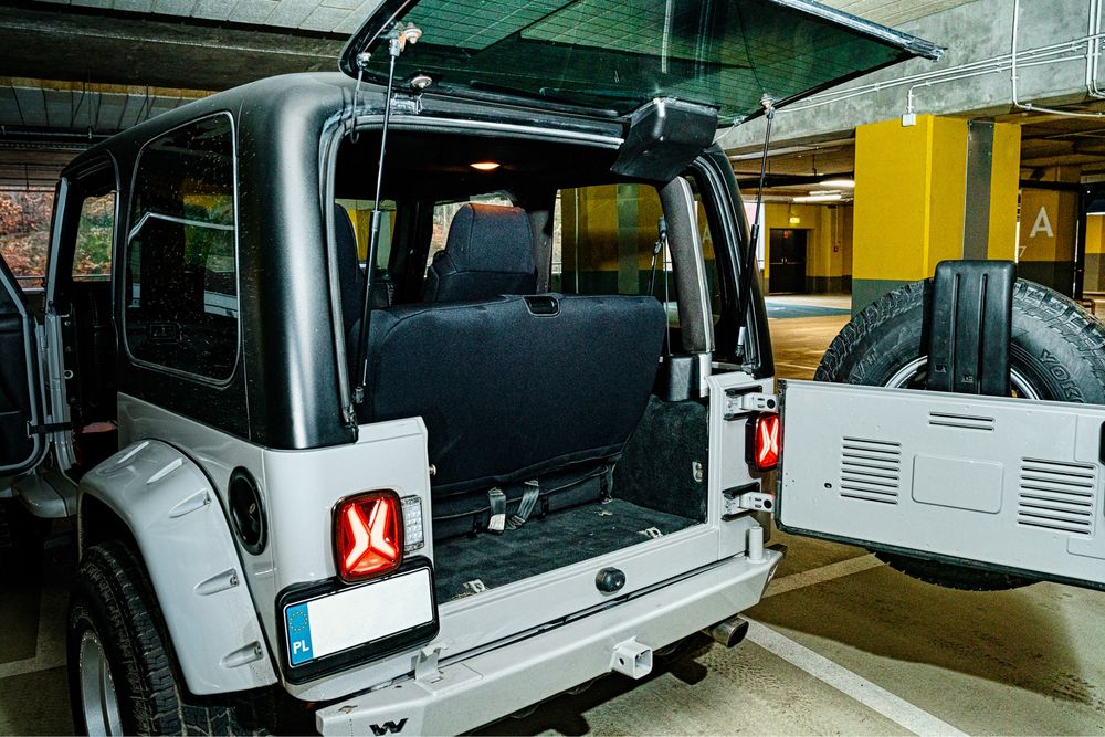 Jeep Wrangler TJ 4.0 Automat 2006 DUBAJ