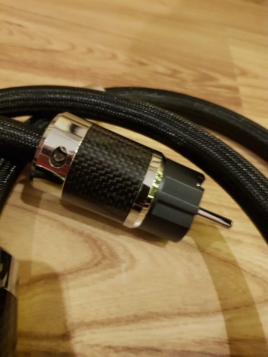 Furutech kabel zasilający rodowane wtyczki