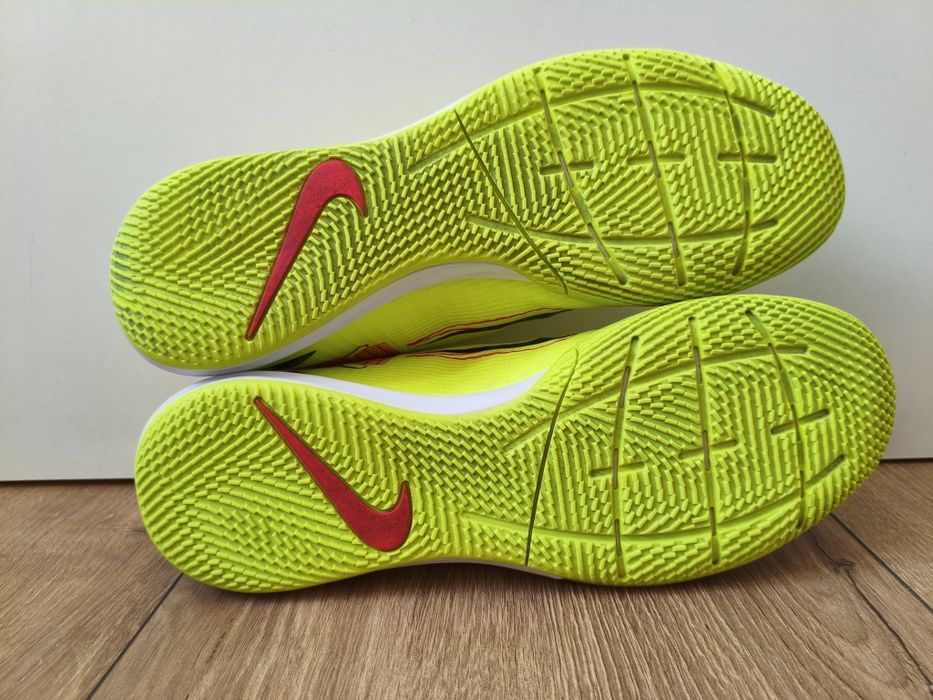 Buty Nike Mercurial Vapor 14 Academy piłkarskie 45,5 29,5cm