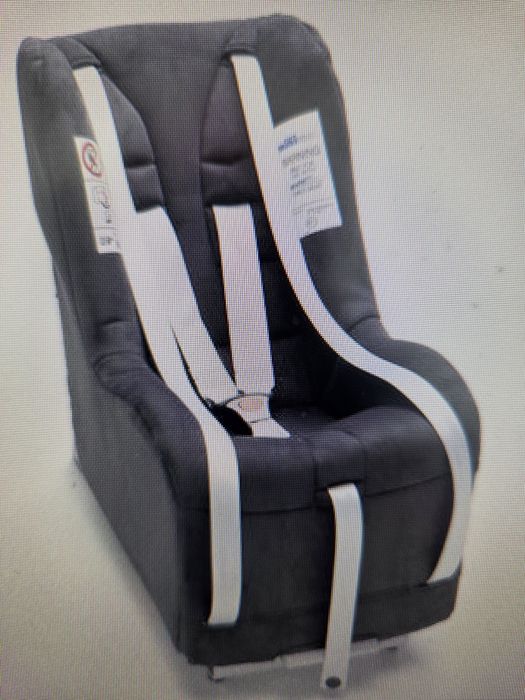 Cadeira automóvel de 3 lugares + cadeira para bebé