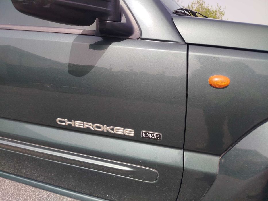 Jeep Cherokee Limited KJ 2.5 Diesel