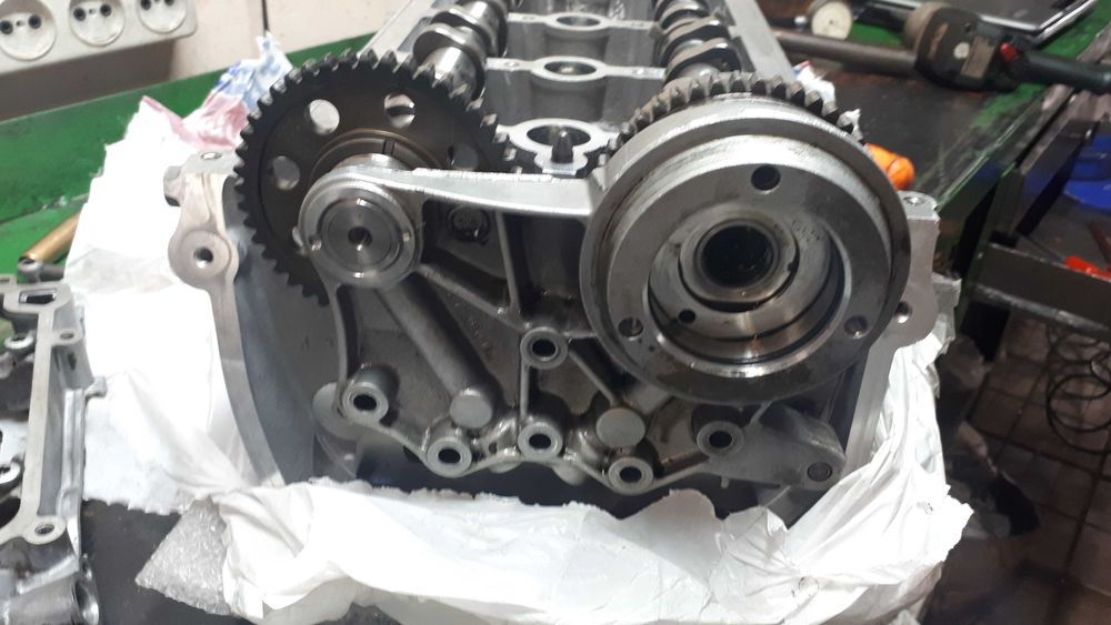 Двигатель головка блок коленвал Skoda Volkswagen 1.8TSI CDA CDAA BZB