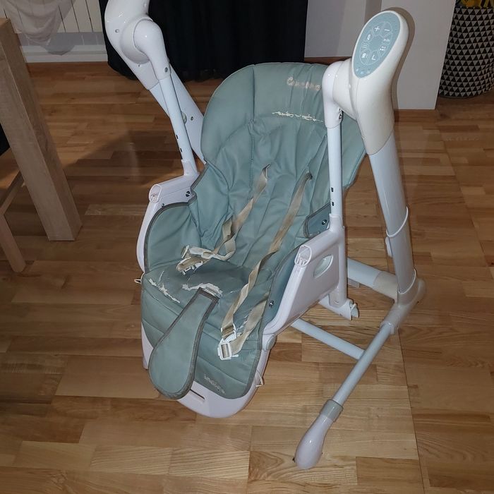 Krzesełko do karmienia hustawka