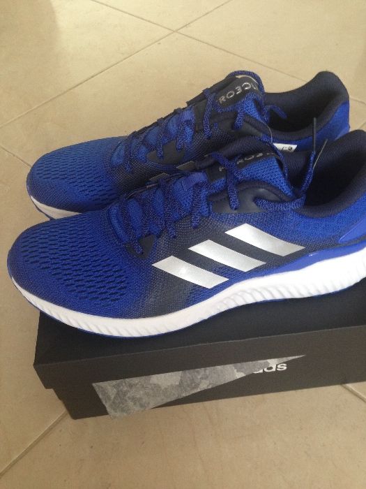 Adidas aerobounce 2025