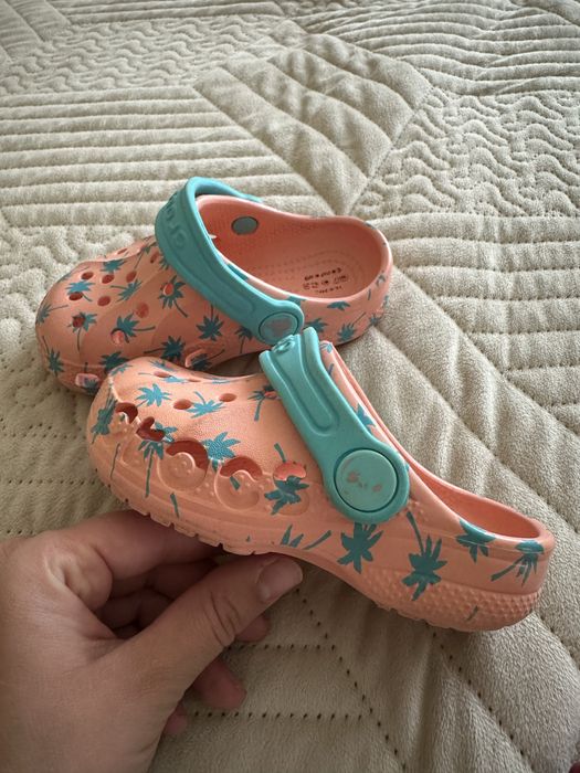 +ПОДАРУНОК Крокси для дівчинки crocs c4 c6 19 20 24