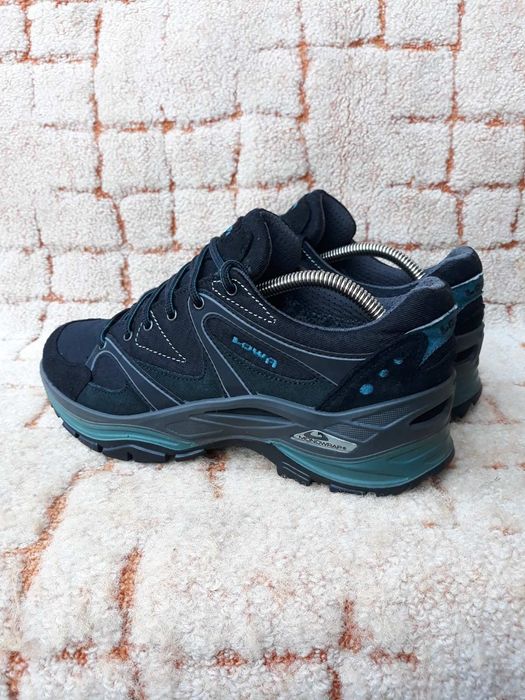 треккинговые кроссовки Lowa Kalix GTX