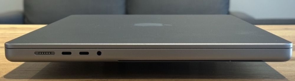 Продам Macbook pro m2 max 16" 64/512